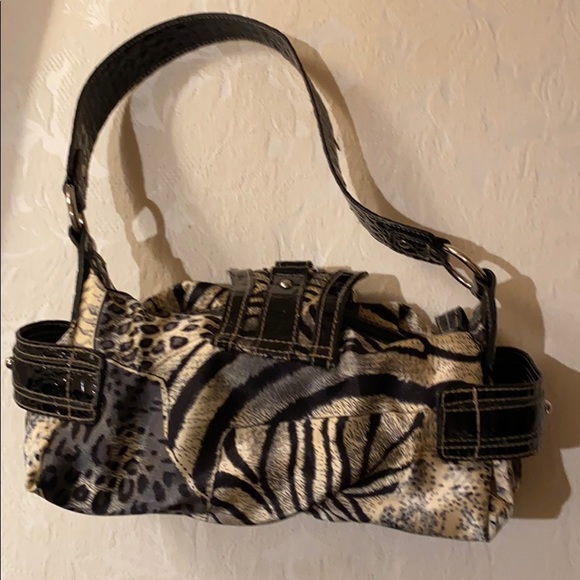 Like new Linea Rossetti wild animal print purse!! - Picture 3 of 4